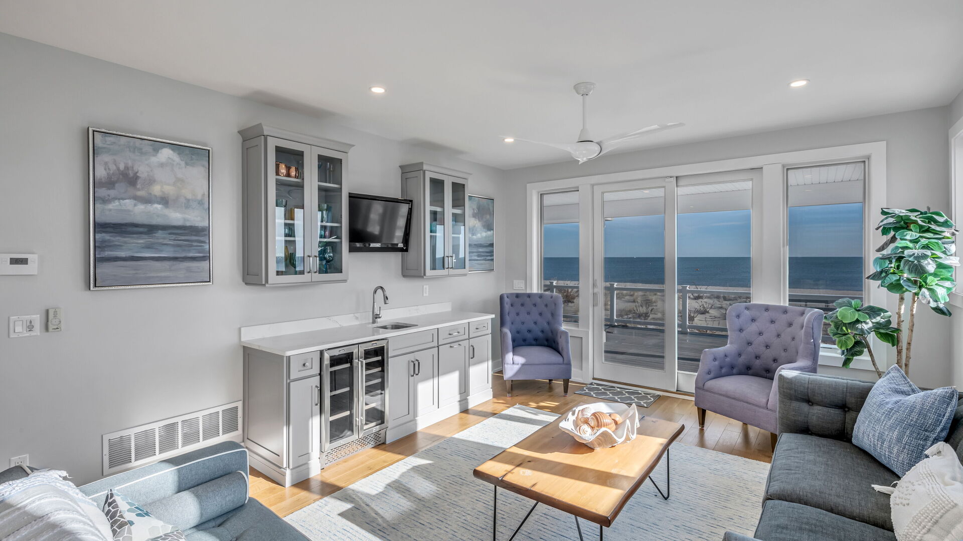 lounge and wet bar front view