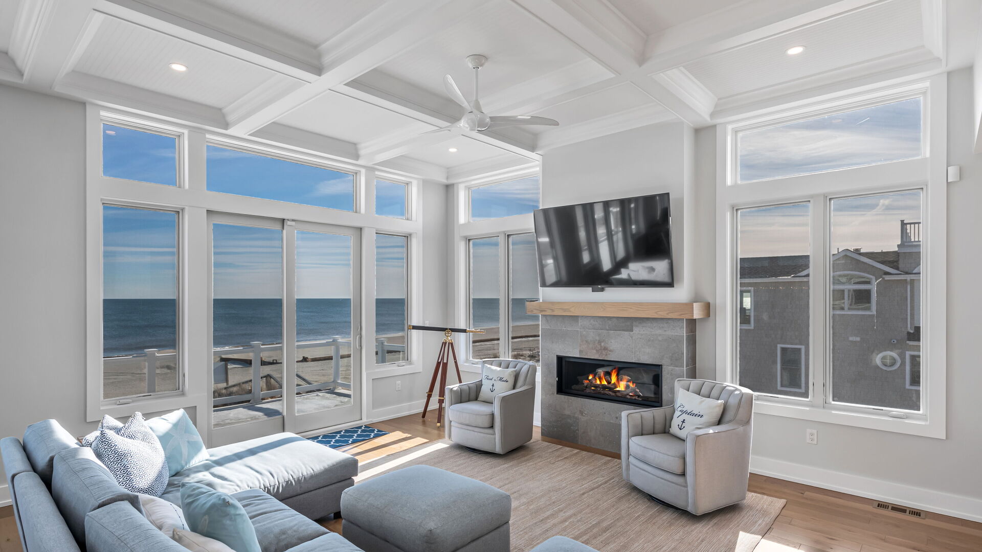 main living room ocean view angle